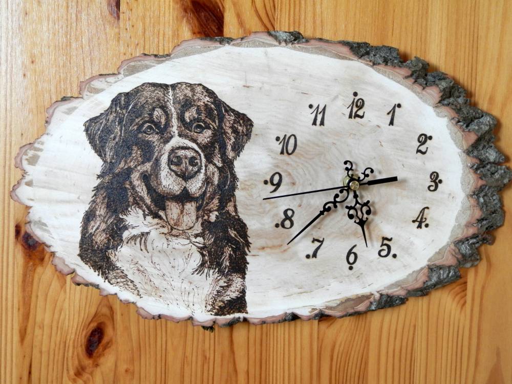 Vypaľovanie do dreva – Dominika Poláková, hodiny, vypaľované obrazy